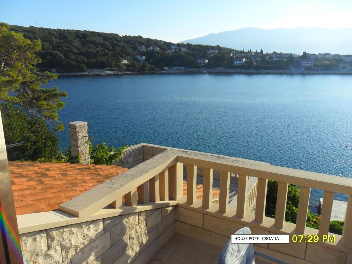 Beachfront House Pope B&B Selca  Exterior photo